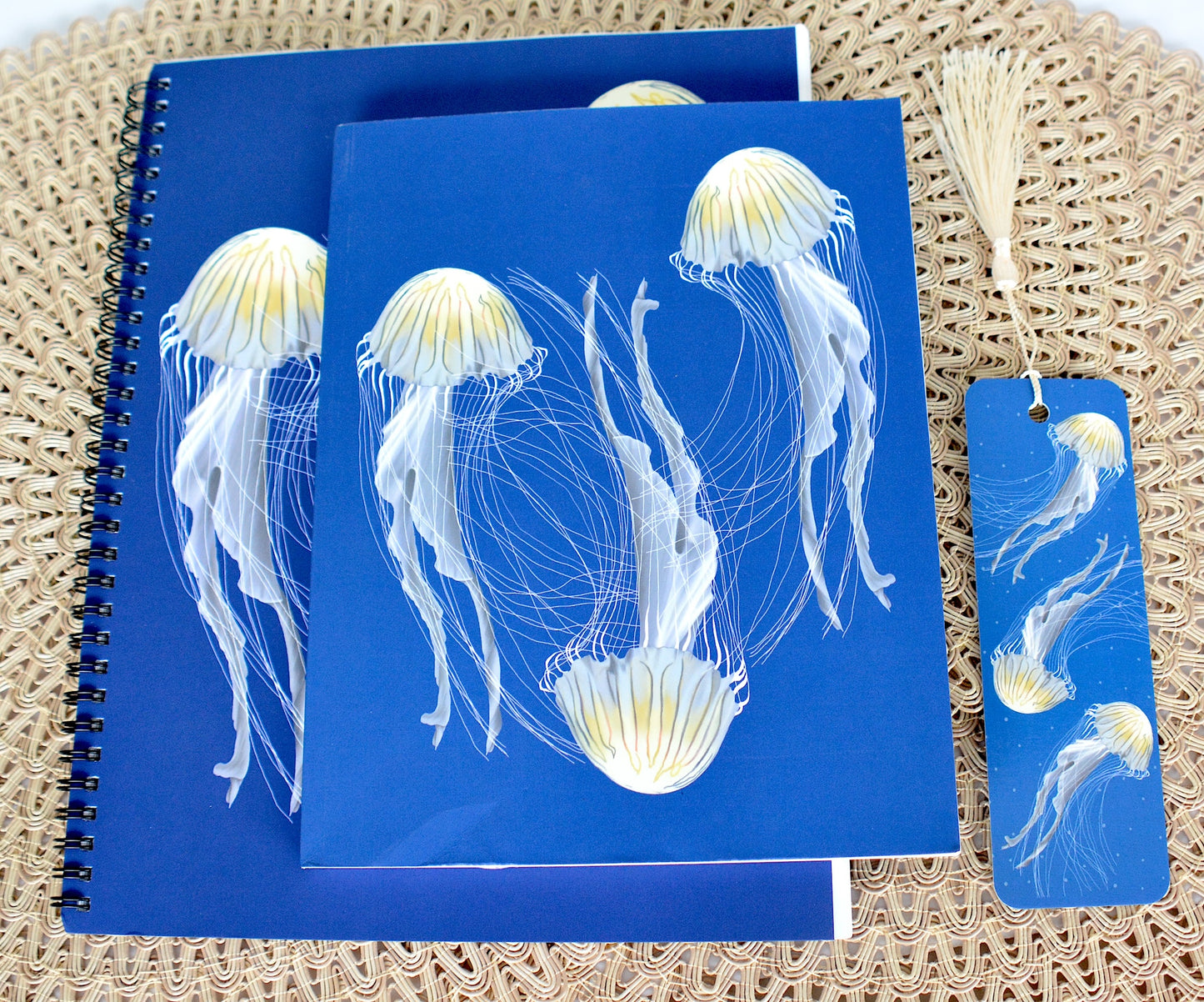 Jellyfish Design Wire Bound Spiral Lined Notebook, 8.5" x 11"