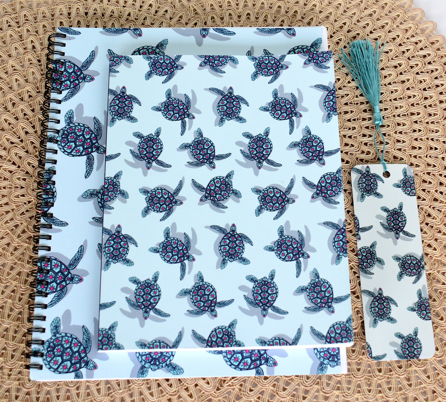 Turtle Pattern Wire Bound Spiral Lined Notebook, 8.5" x 11"